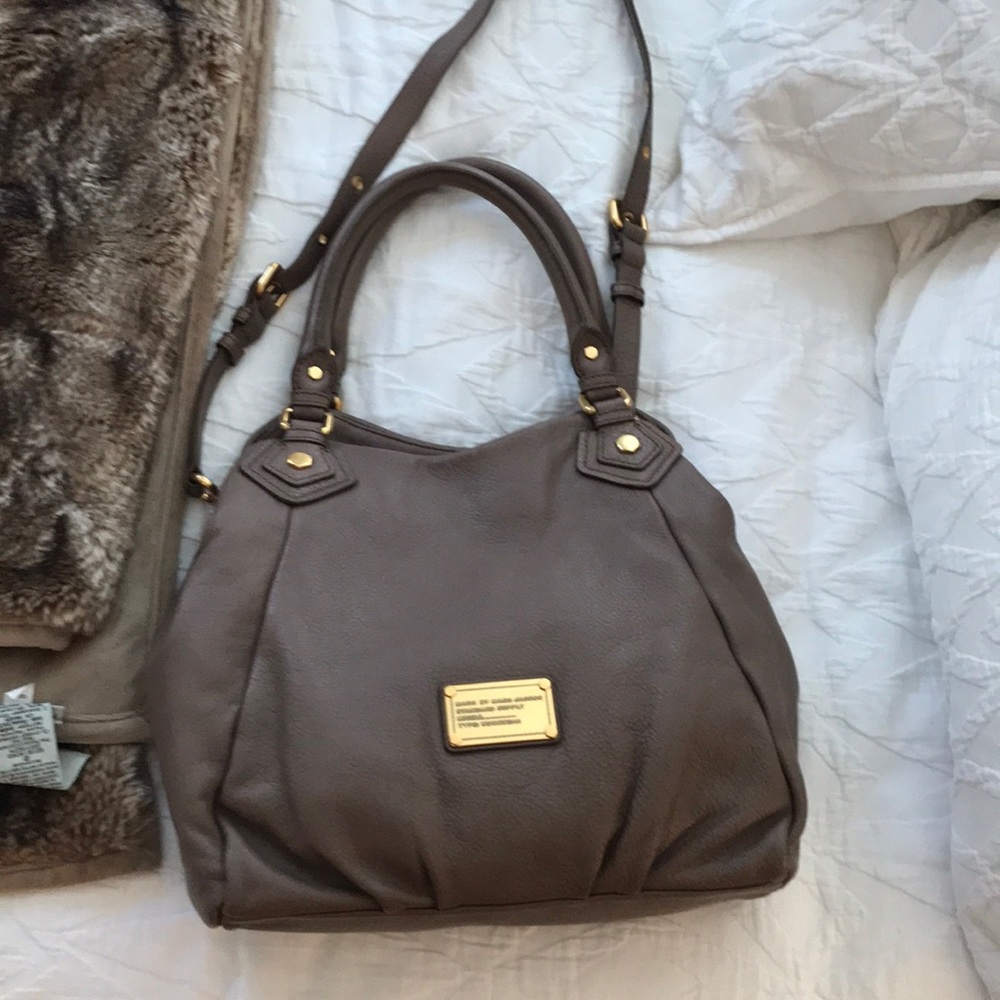 Marc by Marc Jacobs Fran Bag in taupe